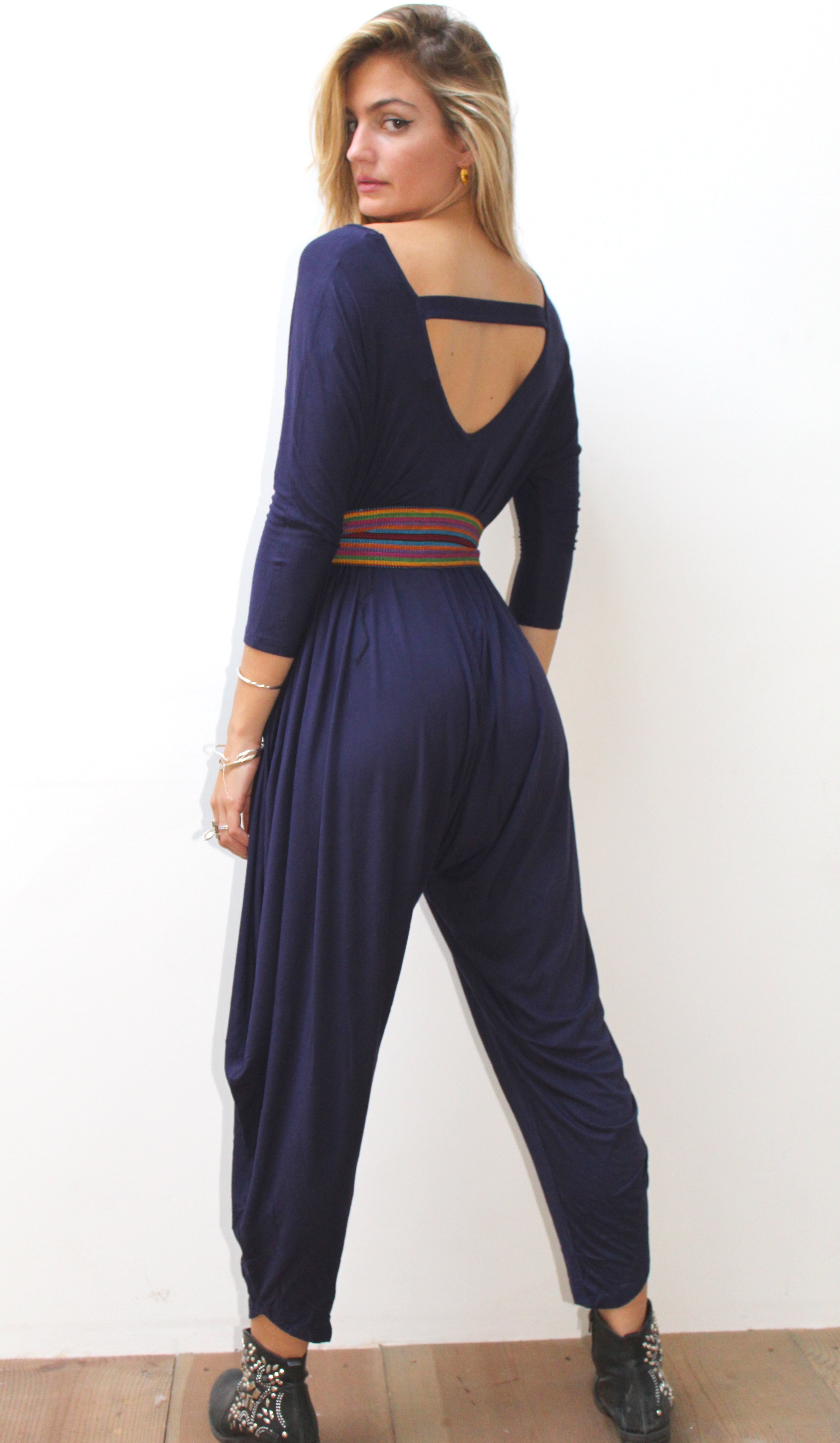 Navy Lace Long Sleeve Plunge Jumpsuit | Classy jumpsuit, Classy outfits,  Fashion dresses